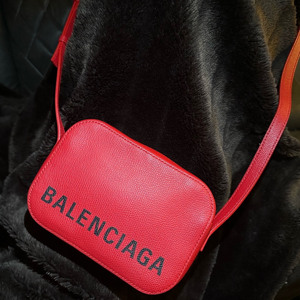 Balenciaga camera ville bag